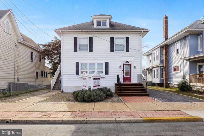 property at 706 N High St