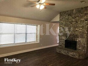 911 Blewitt Dr in Cedar Hill, TX - Building Photo - Building Photo