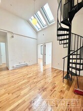 Melrose Street in Brooklyn, NY - Building Photo - Building Photo