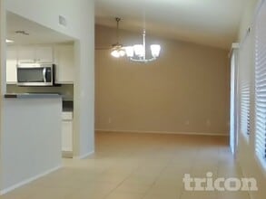 7631 W Cheryl Dr in Peoria, AZ - Building Photo - Building Photo