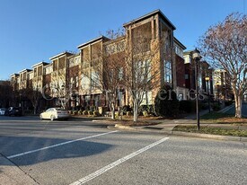 810 W 4th St in Winston-Salem, NC - Building Photo