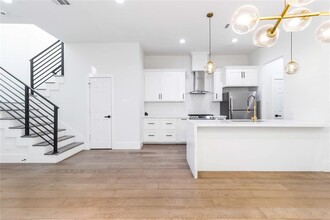 5626 Canal St in Houston, TX - Building Photo - Building Photo