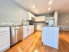 8086 S Kalispell Way in Englewood, CO - Building Photo - Building Photo