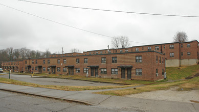 Marcum Terrace in Huntington, WV - Foto de edificio - Building Photo