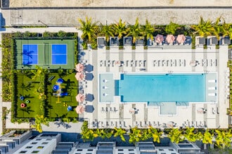 Atala Apartments in Miami, FL - Building Photo - Building Photo