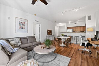 250 NE 3rd Ave in Delray Beach, FL - Building Photo - Building Photo