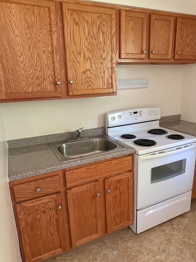 property at 810 N Elm St