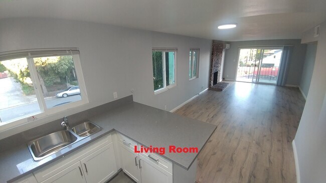 809 Brent Ave, Unit 3 in South Pasadena, CA - Building Photo - Building Photo