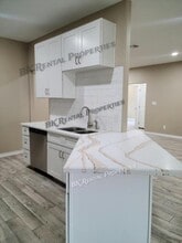 7972 Keith Rd in Lumberton, TX - Building Photo - Building Photo