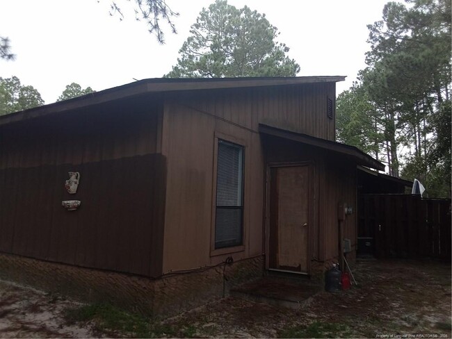 622 Mosswood Ln in Fayetteville, NC - Building Photo - Building Photo