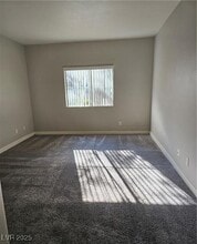 10553 Pine Pointe Ave in Las Vegas, NV - Building Photo - Building Photo