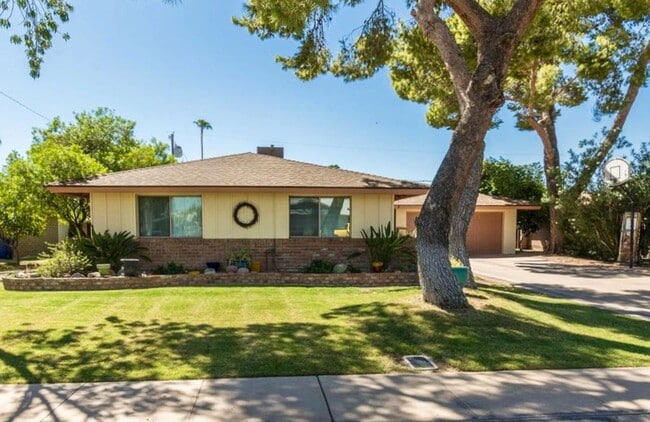 1113 E Balboa Dr in Tempe, AZ - Building Photo - Building Photo