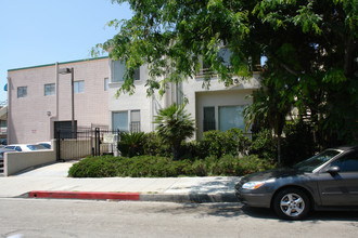 215 W Lomita Ave in Glendale, CA - Building Photo - Building Photo