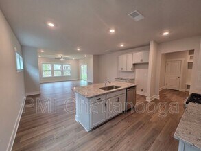 7553 Snow Cone Wy in Ooltewah, TN - Building Photo - Building Photo