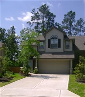 83 Benedict Canyon Loop in The Woodlands, TX - Building Photo