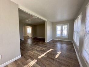 5723 N 38th St in Milwaukee, WI - Building Photo - Building Photo