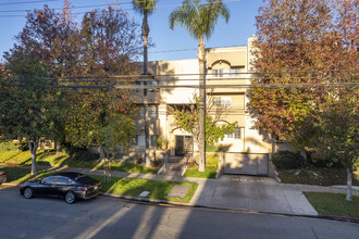 345 W Alameda Ave in Burbank, CA - Building Photo - Building Photo