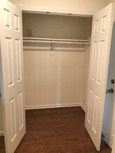 36 Limit St in Leavenworth, KS - Building Photo - Building Photo