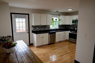 15 Irving St in Lowell, MA - Building Photo - Building Photo
