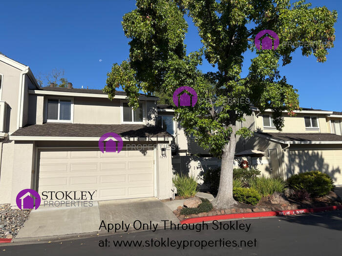 1659 Siskiyou Dr in Walnut Creek, CA - Foto de edificio
