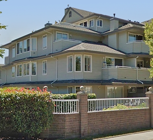 La Costa Green in Surrey, BC - Building Photo