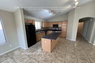 11825 W Maui Ln in El Mirage, AZ - Building Photo - Building Photo