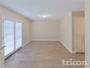 134 Cottage Lake Way in Columbia, SC - Foto de edificio - Building Photo