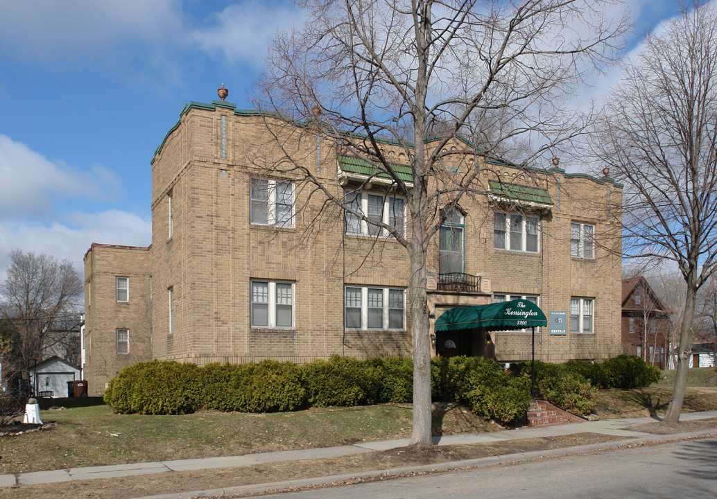 The Kensington in Minneapolis, MN - Building Photo