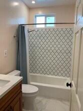 1010 S Elliott Pl in Santa Ana, CA - Building Photo - Building Photo