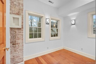 55 Moran Pl in Mamaroneck, NY - Building Photo - Building Photo