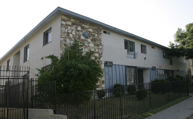 3904 Gibraltar Ave in Los Angeles, CA - Building Photo - Building Photo