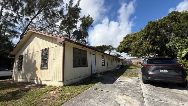 property at 2501 Oceanview Ave