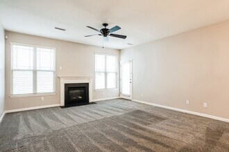 35 Wensley Ct in Clayton, NC - Building Photo - Building Photo