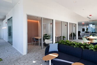 Catalyst in Chicago, IL - Building Photo - Interior Photo
