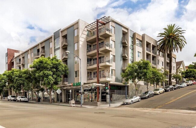 1642 7th Ave, Unit 319 in San Diego, CA - Building Photo - Building Photo