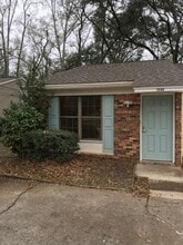 3086 Mission Rd in Tallahassee, FL - Building Photo - Building Photo