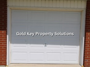 818-820 Cossack Dr in Middletown, IN - Building Photo - Building Photo