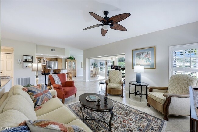 13201 Sherburne Cir in Bonita Springs, FL - Building Photo - Building Photo