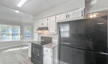 4608 S Berrypick Ln in Memphis, TN - Building Photo - Building Photo
