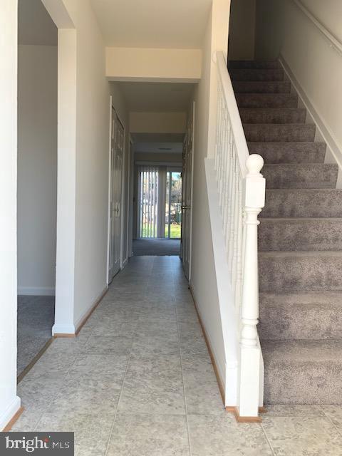 property at 15 Coventry Ct