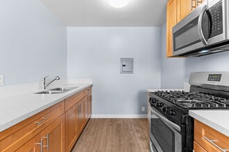 1633 Chestnut Ave, Unit E in Long Beach, CA - Building Photo - Building Photo