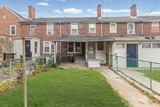 1215 S Octagon Rd in Camden, NJ - Building Photo - Building Photo