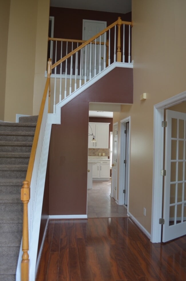 11075 Regal Forest Dr in Suwanee, GA - Building Photo - Building Photo