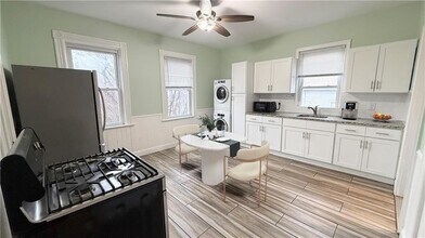 78 Cypress St in Providence, RI - Building Photo - Building Photo