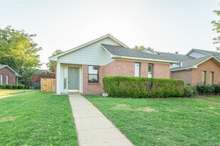 6218 Bell Gables in Montgomery, AL - Building Photo
