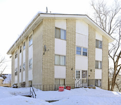 1052 Agate St Apartments