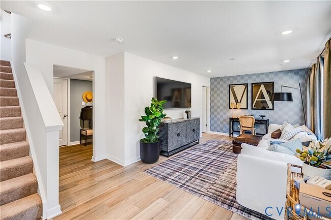 8768 Pioneer Hl Dr in Chesterfield, VA - Building Photo - Building Photo