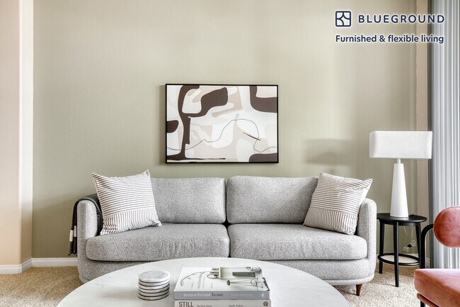 8700 Pershing Dr-Unit -FL2-ID909 in Los Angeles, CA - Building Photo - Building Photo