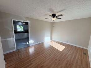 711 Grandview Dr in Franklin, KY - Building Photo - Building Photo