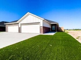 1605 Avenue O in Shallowater, TX - Building Photo